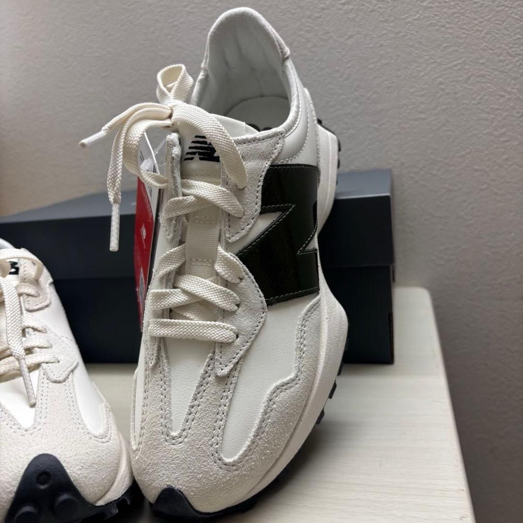 【新品】ニューバランス　WS327JWAB 24.0cm