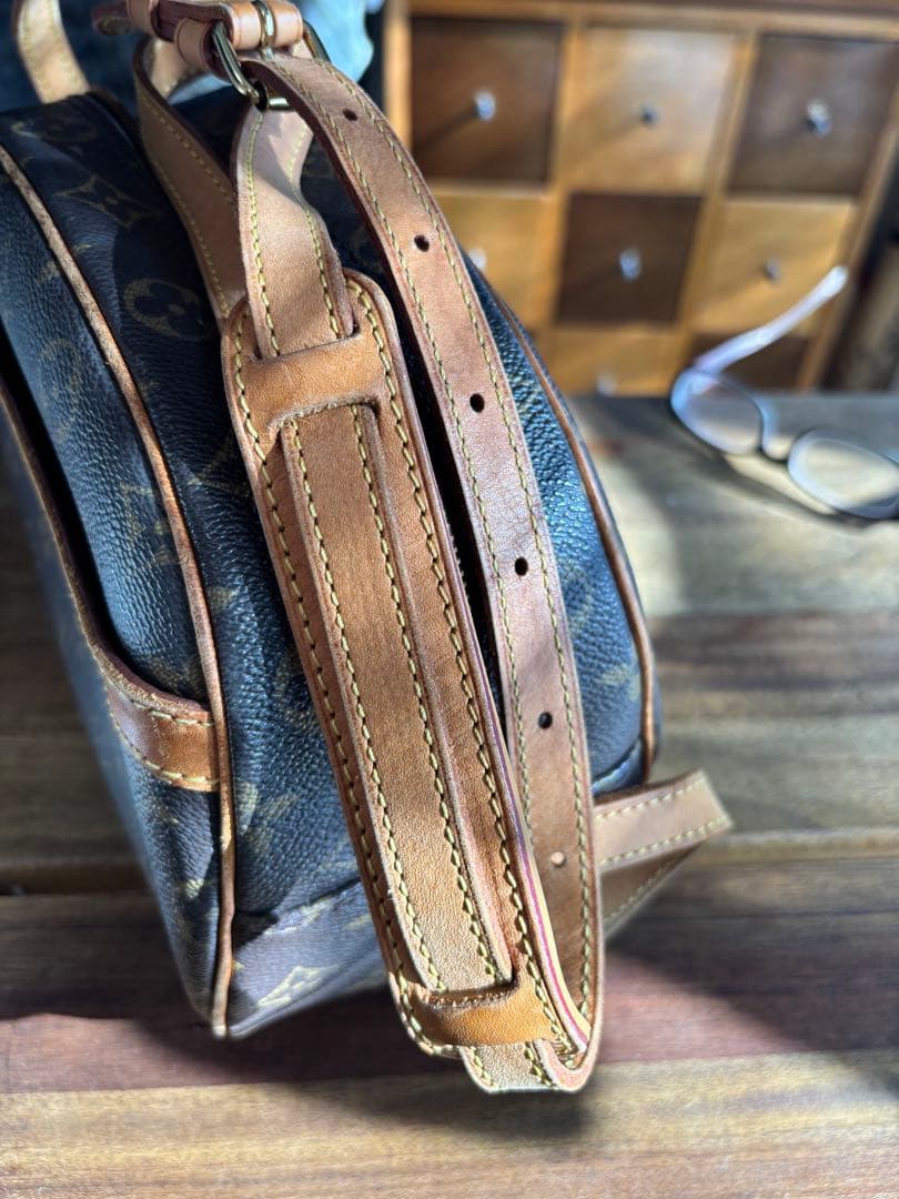 専用です。ルイヴィトン ブロワ モノグラム クロスボディ M51221