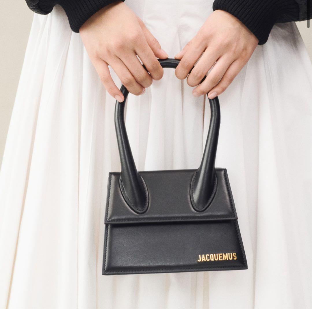 JACQUEMUS Chiquito ミディアム