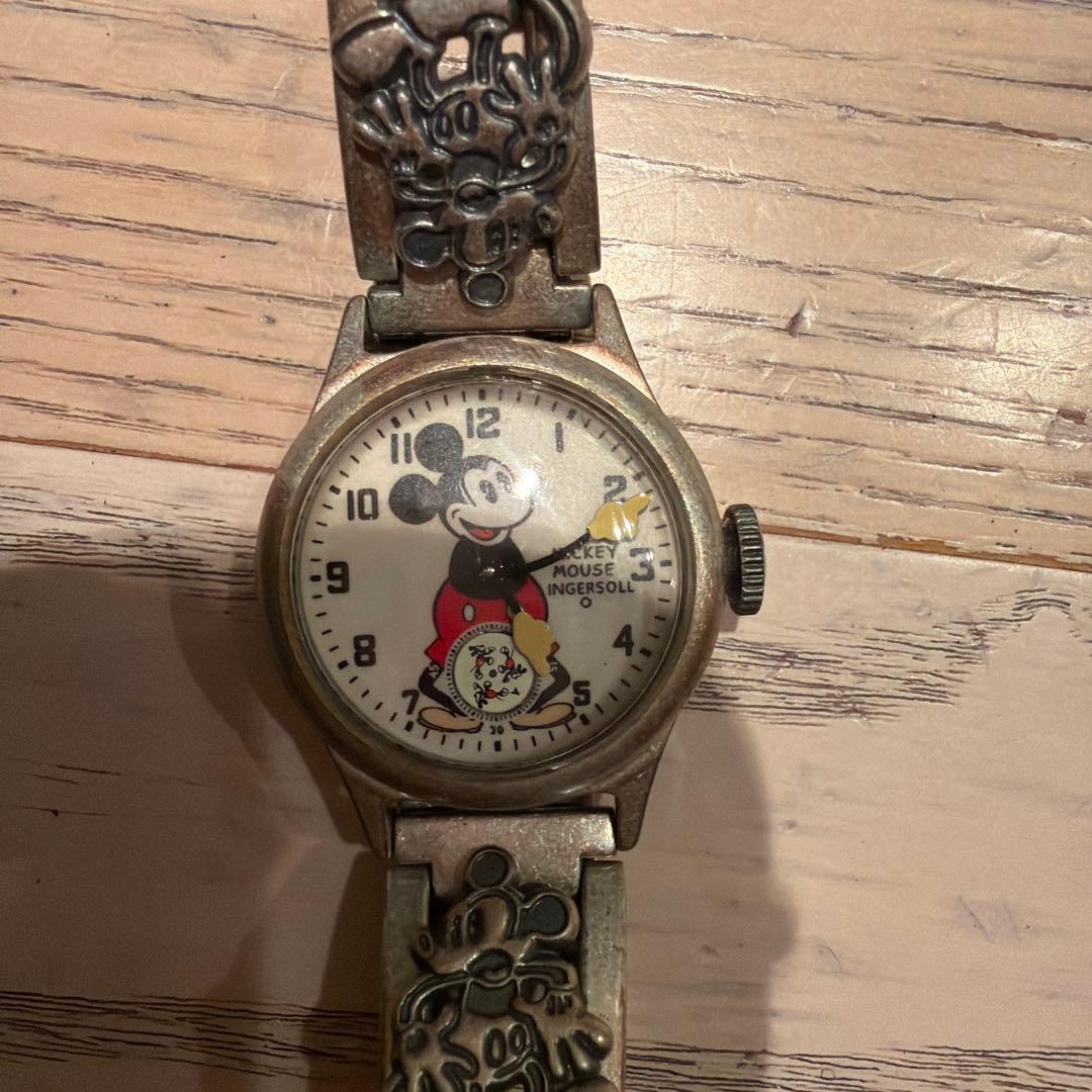 じ*ん様 ミッキーマウス腕時計