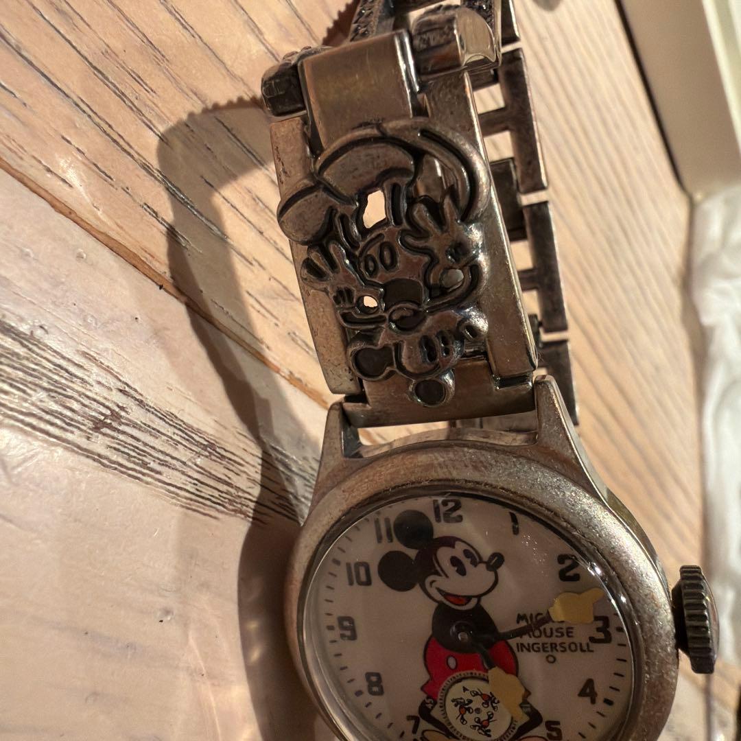 じ*ん様 ミッキーマウス腕時計