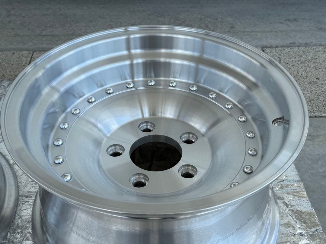 アメリカンレーシングAR61アウトロー