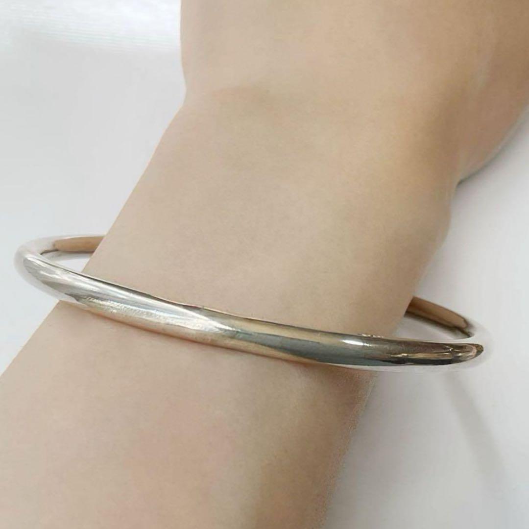 シンプルなシルバーバングル　925刻印あり　レディース・メンズ両用