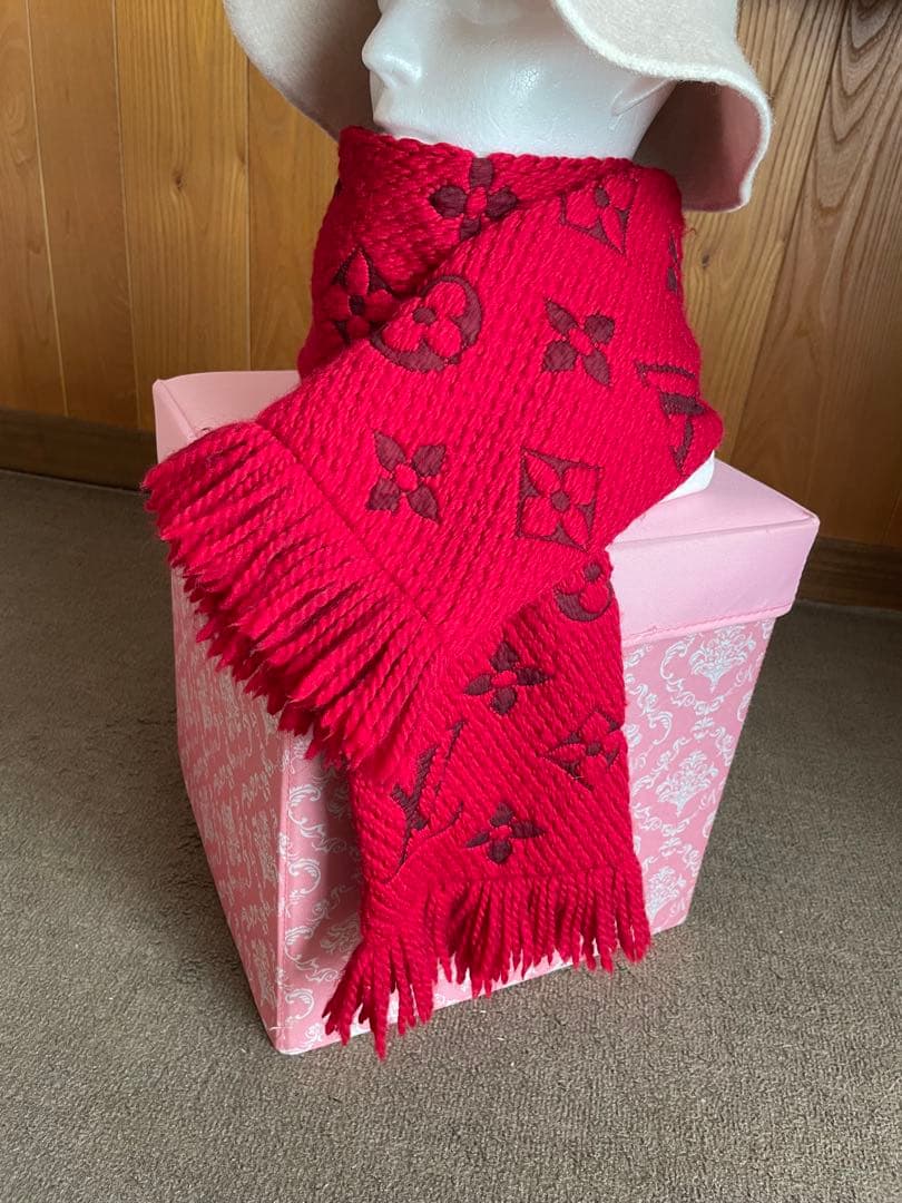 マフラー Louis Vuitton ロゴマニア ルビー