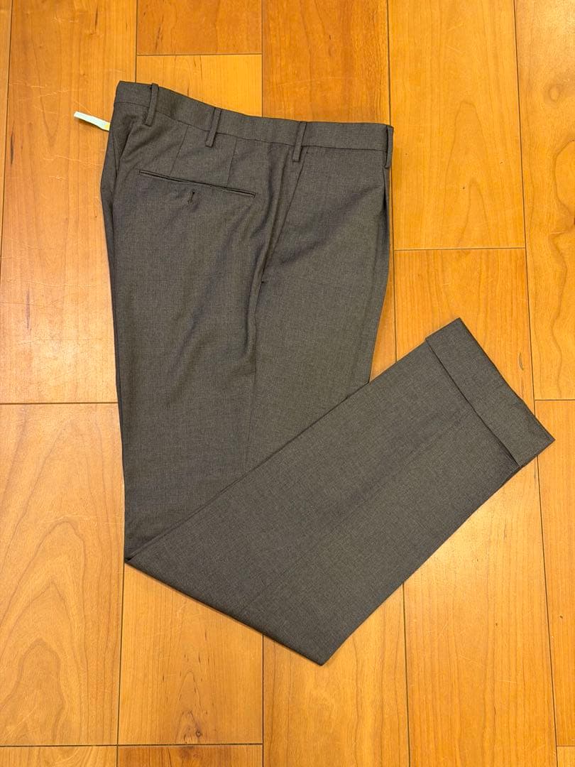極美品　INCOTEX スラックス スリムフィット 48 グレー