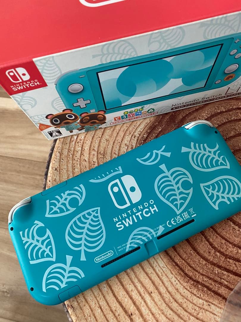 Switch Lite あつまれ どうぶつの森 まめきち&つぶきち アロハ柄