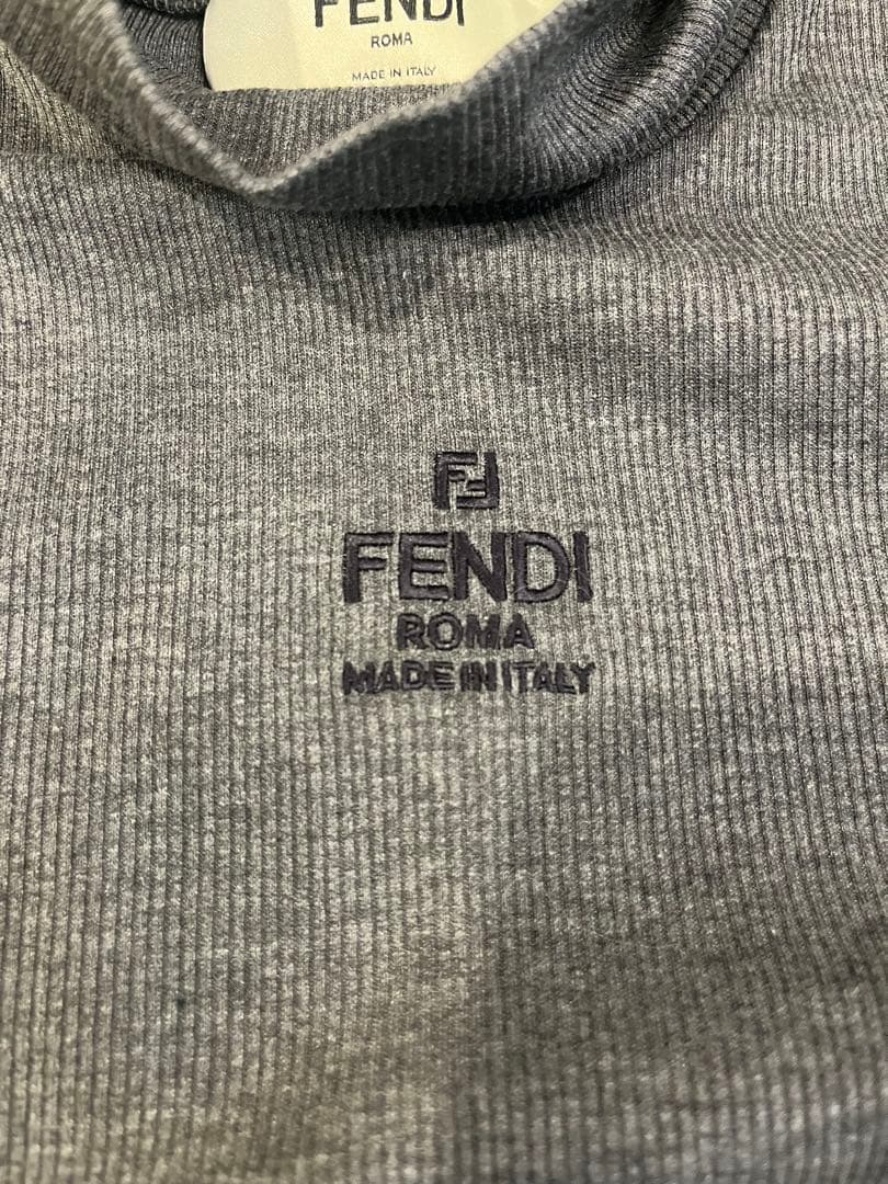 【正規品】FENDI リブ タートルネック グレー XS相当 イタリア製 美品