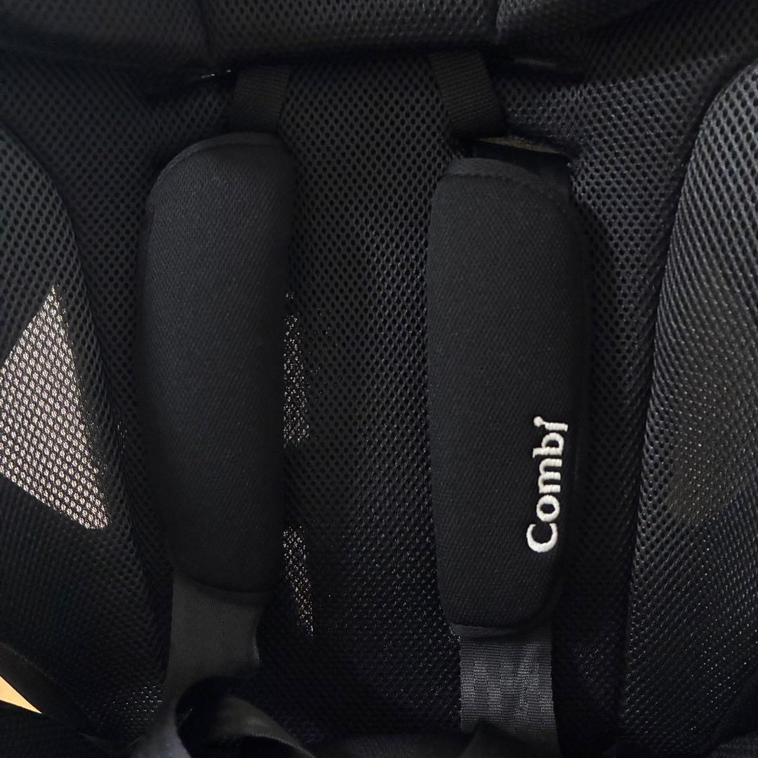 コンビ ジョイトリップ エアスルー GG ブラック ジュニアシート