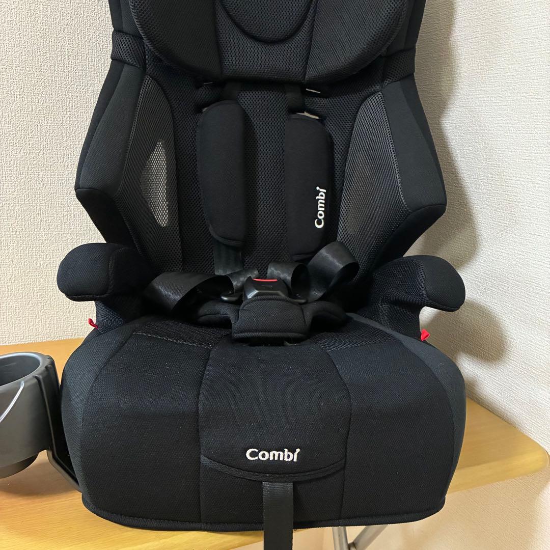 コンビ ジョイトリップ エアスルー GG ブラック ジュニアシート