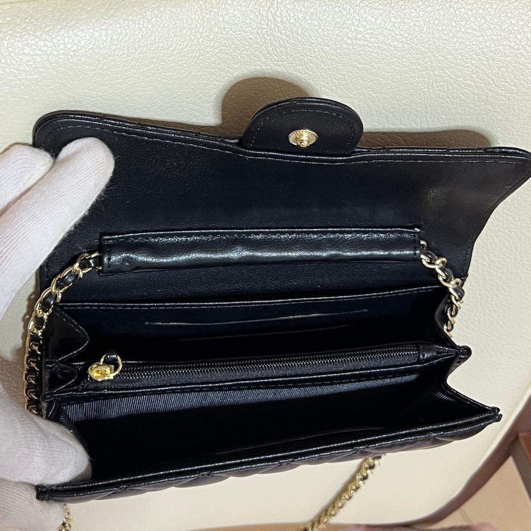 m*。様 チェーンウォレット　長財布　ノベルティ