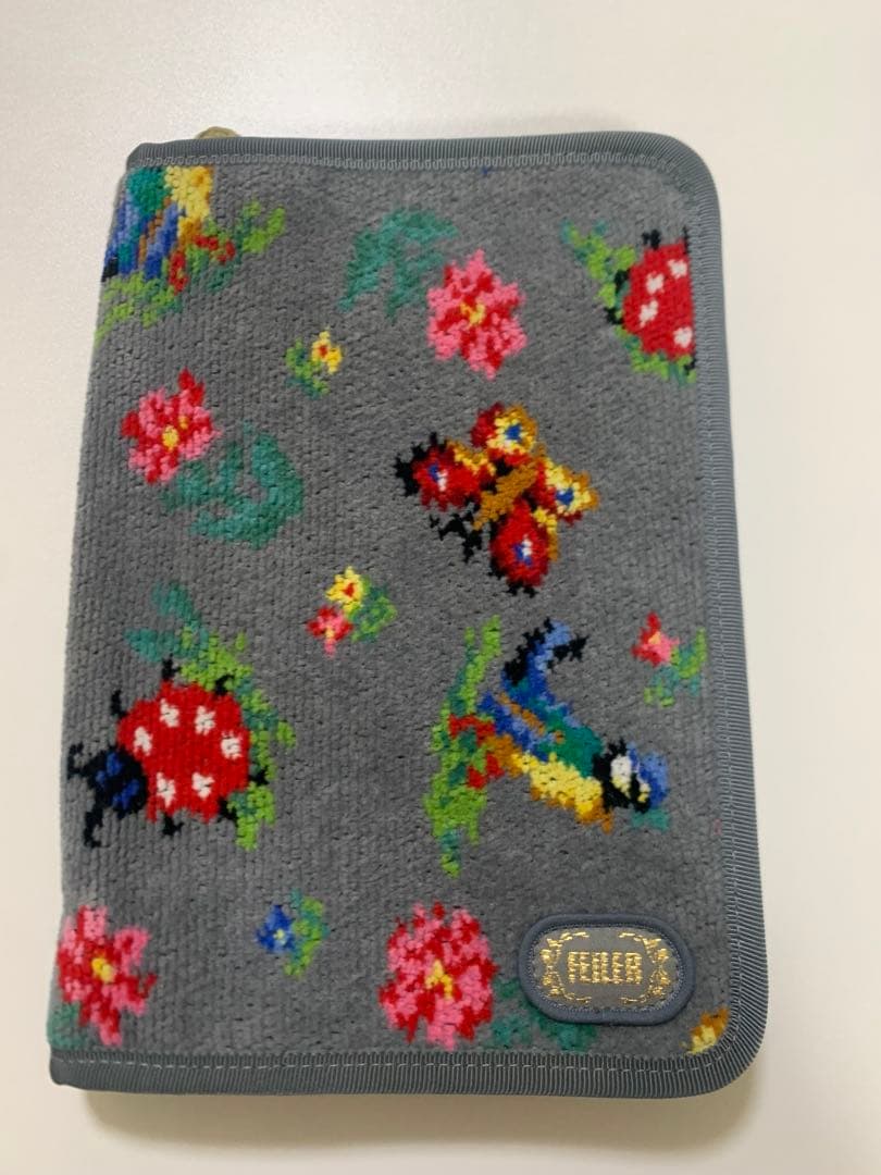 未使用に近い　フェイラー　ハイジ　マルチケース