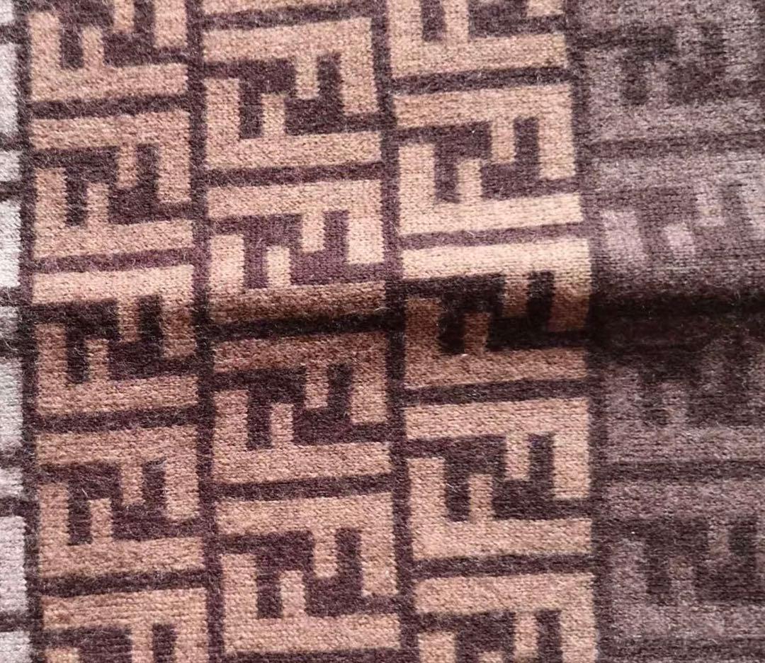yamajun　Fendi ブラウン系 ロゴ　100%ウールマフラー