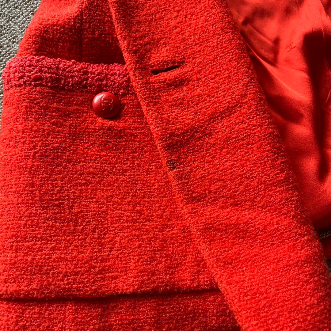 すみれ　処分価格‼️シャネル　鮮やかツイードジャケット