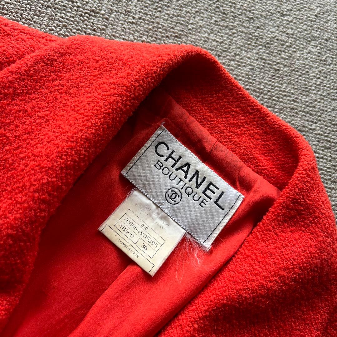 すみれ　処分価格‼️シャネル　鮮やかツイードジャケット