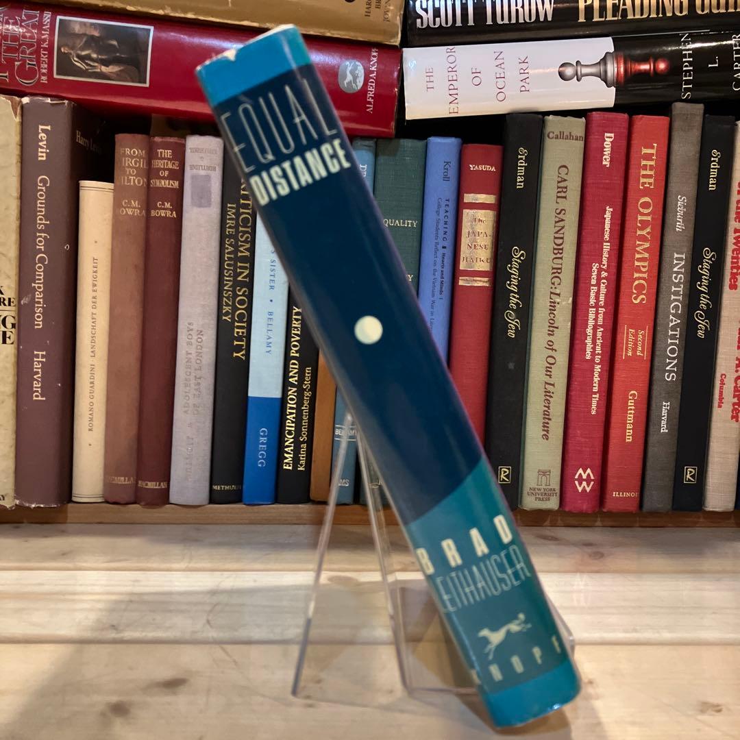 洋書　等距離/ブラッド・ライトハウザー　EQUAL DISTANCE