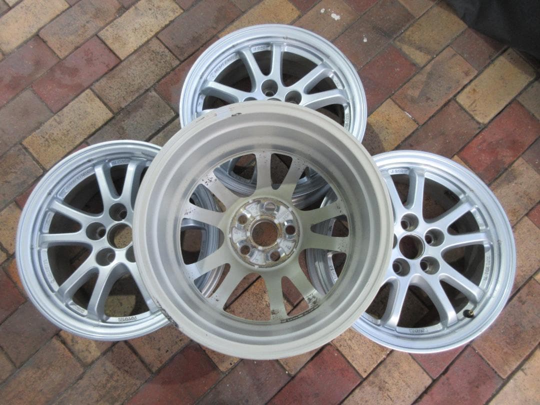 タスク！ 50プリウス純正 15インチホイール 良品4本組 A