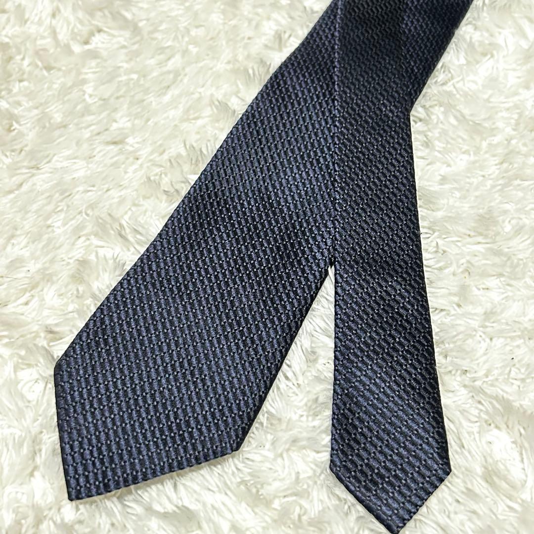 美品✨ エルメネジルドゼニア　ネクタイ　シルク100% ビジネス　メンズ　紺