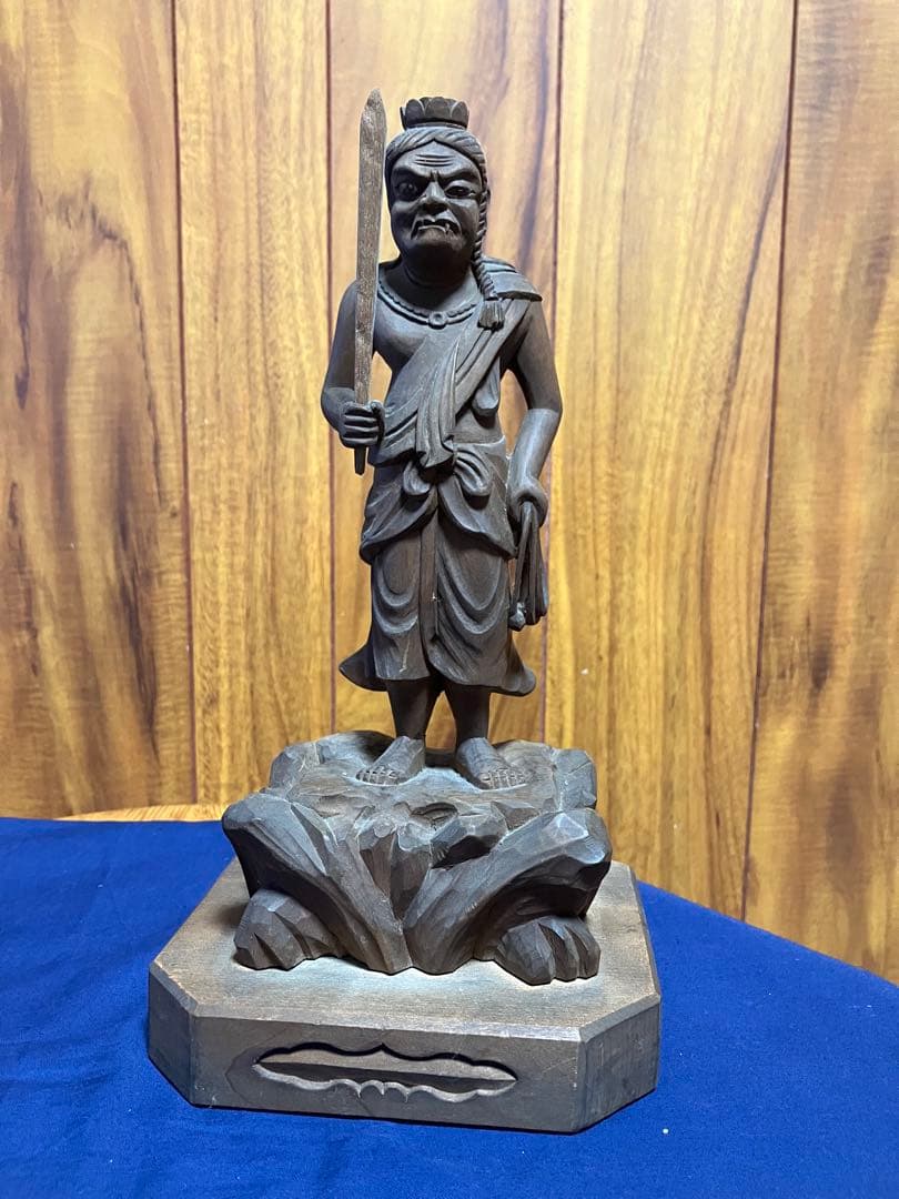 MacBook　不動明王　仏像　背面欠けあり