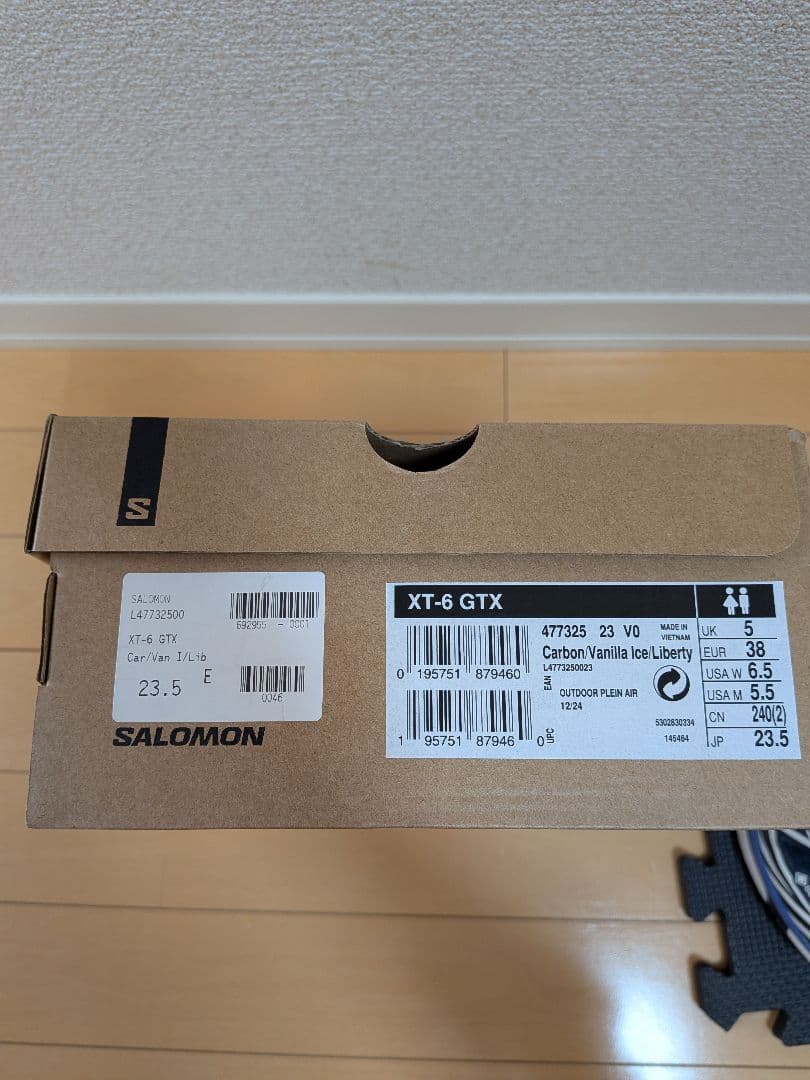 SALOMONスニーカー　ブルー XT-6 GTX 23.5cm