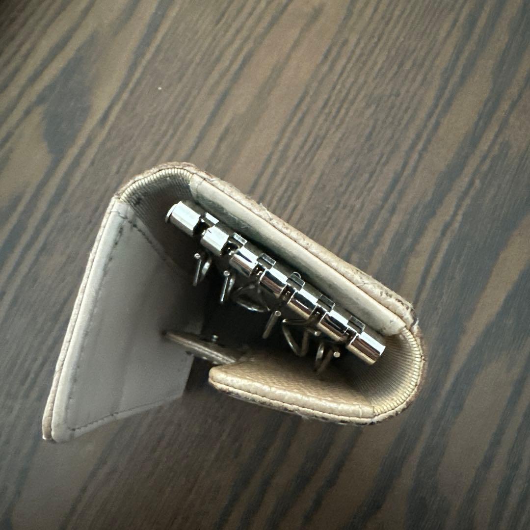 Chanel ベージュ キーケース