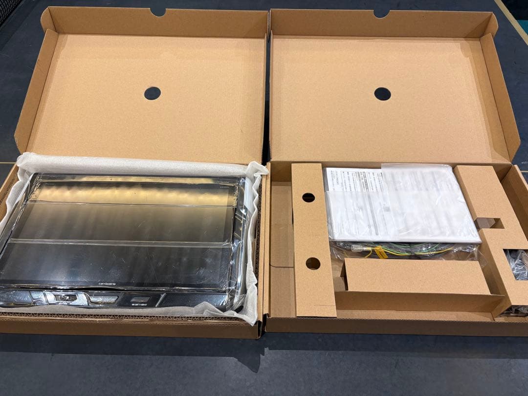 Pioneer フリップダウンモニター TVM-FW1300-2-B