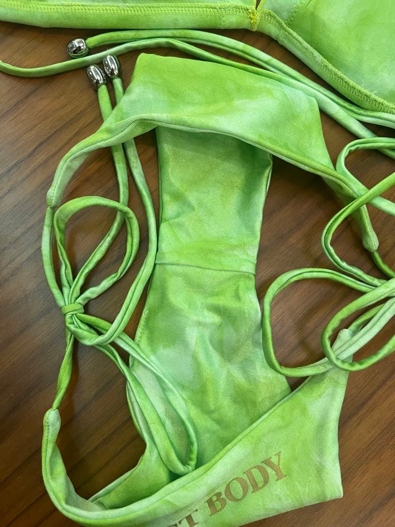 ベストボディジャパン公式水着 ライトグリーンタイダイ柄 2025モデルMサイズ