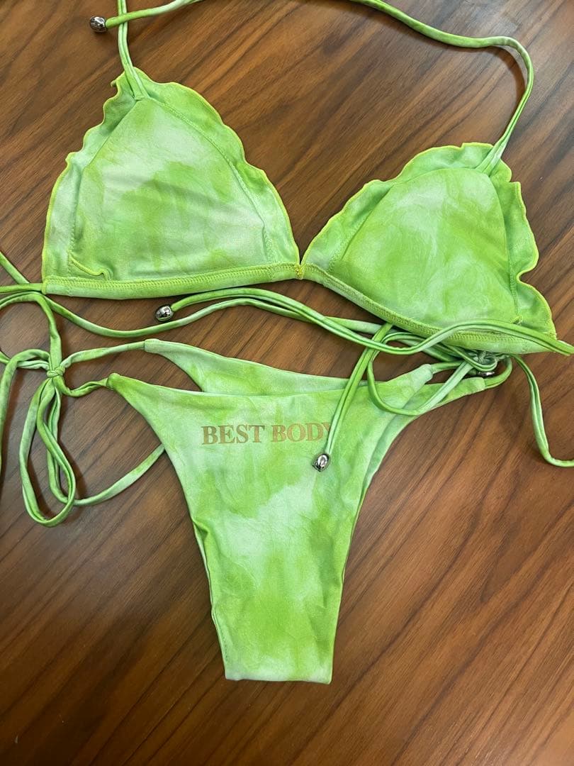 ベストボディジャパン公式水着 ライトグリーンタイダイ柄 2025モデルMサイズ