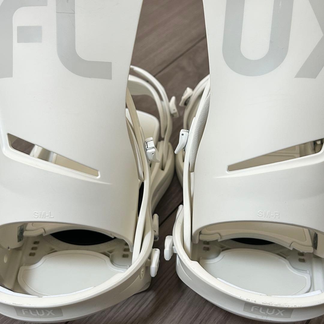 CAPiTA Paradise 139 ビンディング　FLUX DS SM 白