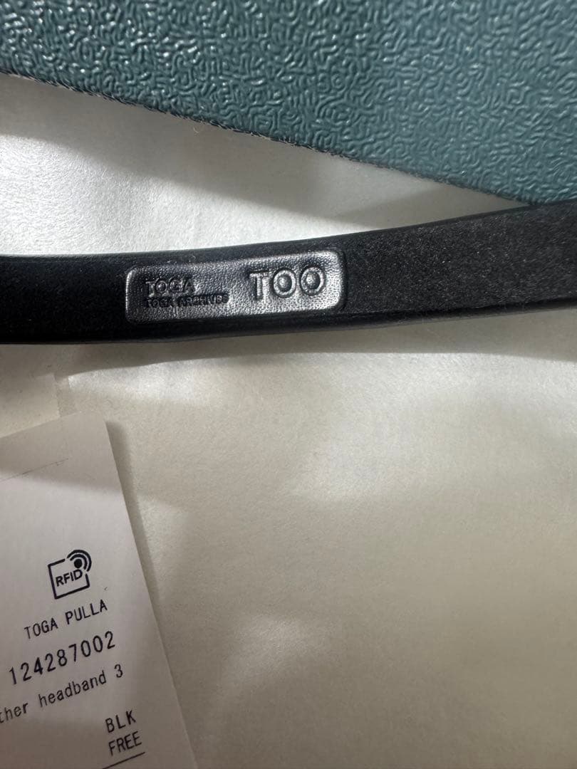 新品同様TOGA PULLA カチューシャ ヘアバンド