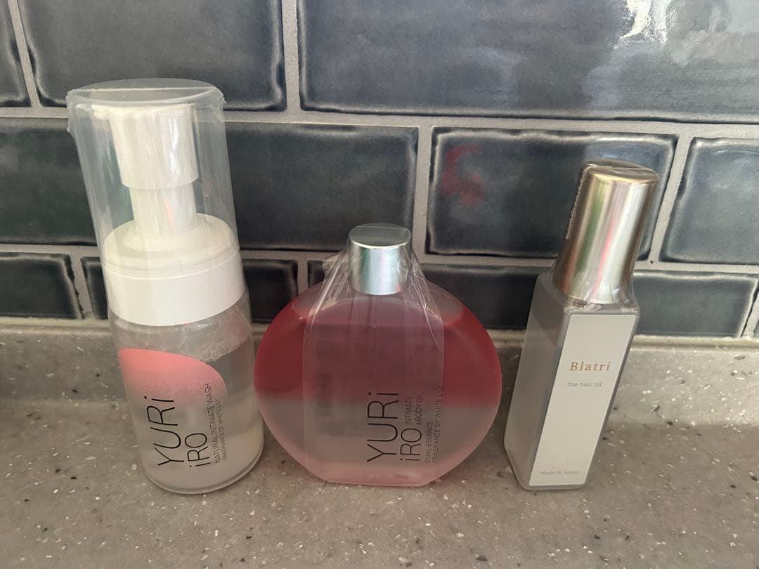YURIIRO ボディオイルボディ洗浄料ヘアオイルセット