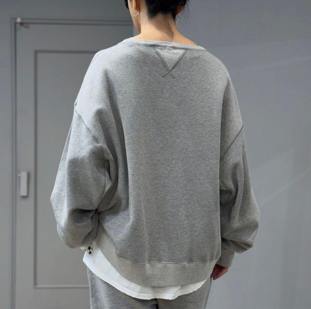 18日までお値引きします！新品未使用chimala x PLEASE スウェット