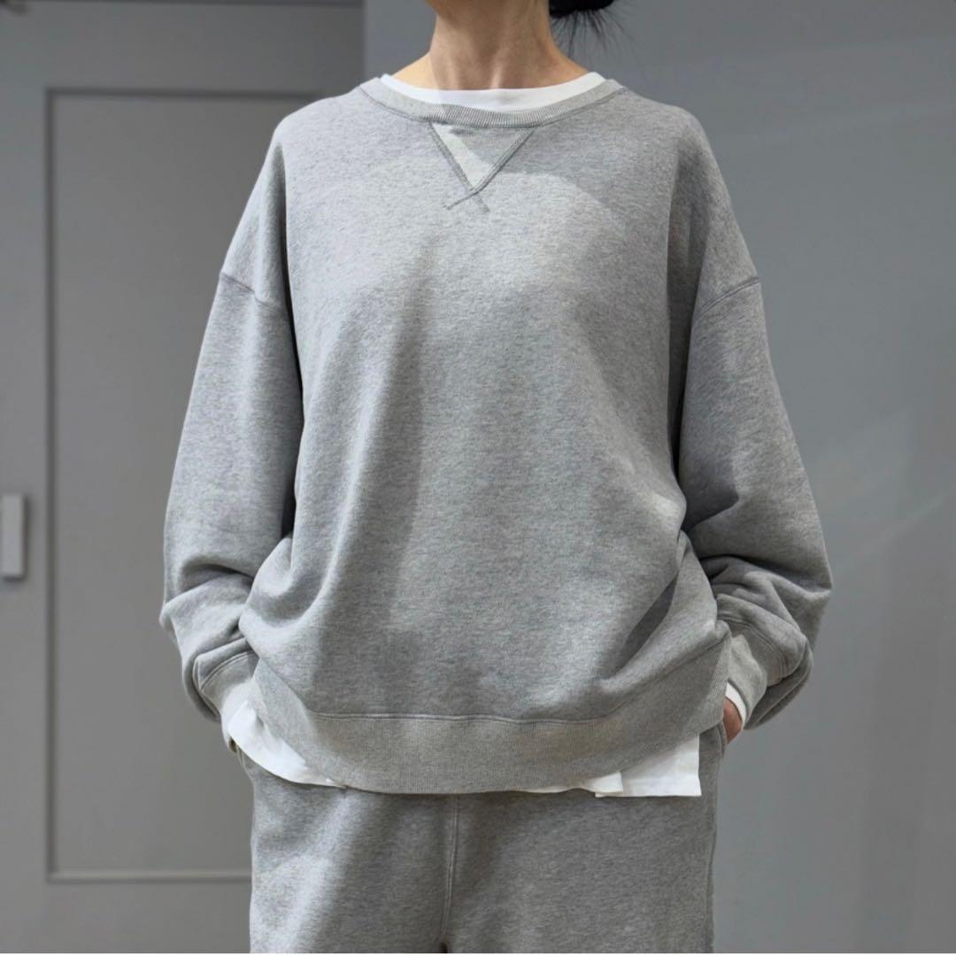 18日までお値引きします！新品未使用chimala x PLEASE スウェット