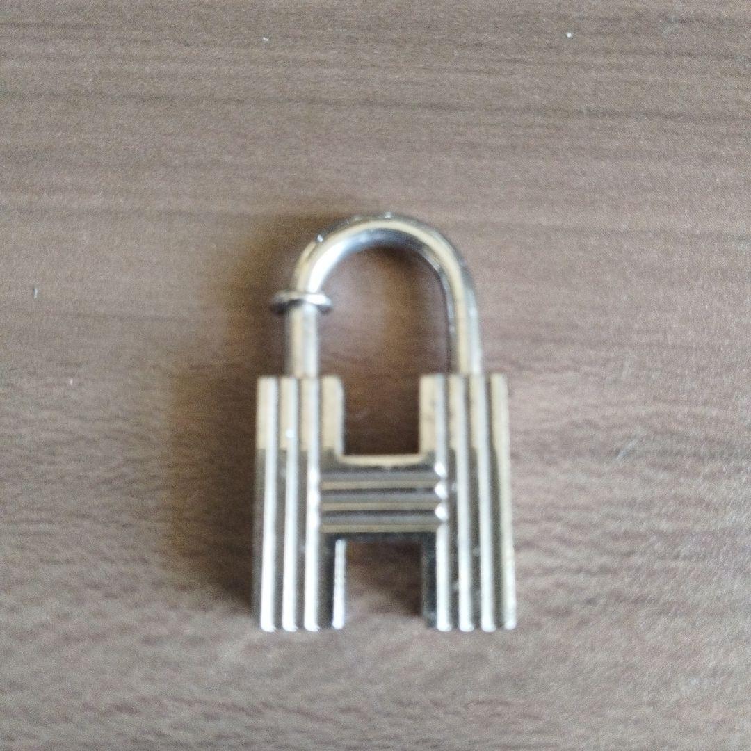 HERMES Key H型 キーリング ネックレス BURBERRY Chrom