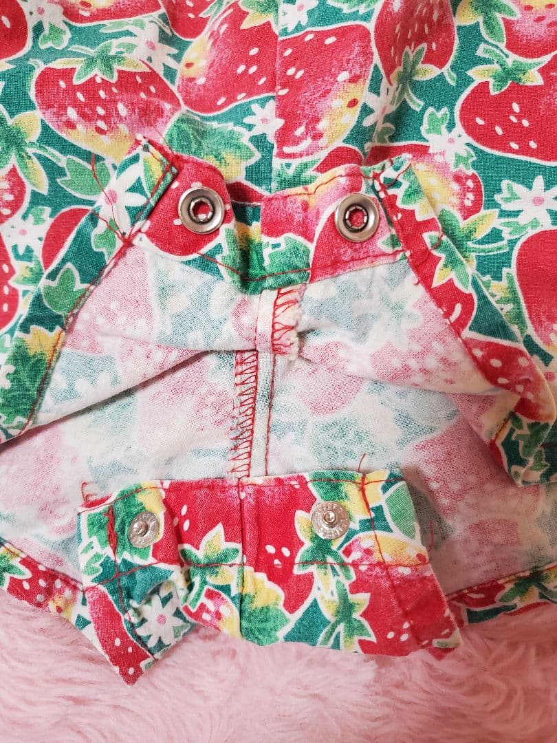 oshkosh 希少いちご　オーバーオール