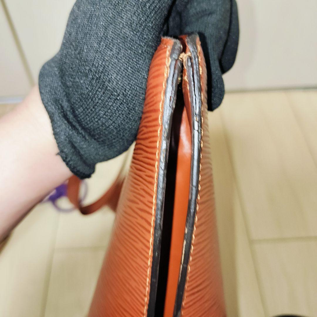 ルイヴィトン エピ サンジャック トート ブラウン