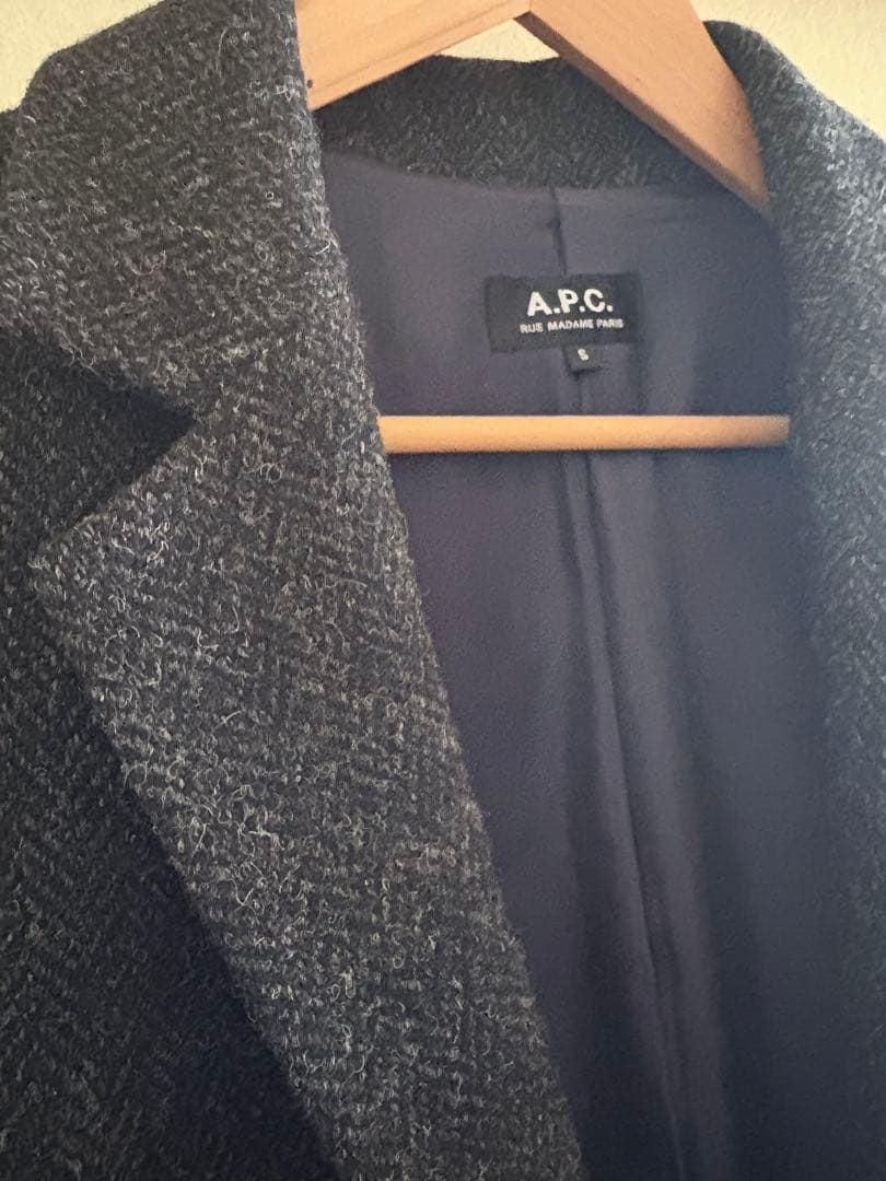 A.P.C. ダークグレー チェスターコート