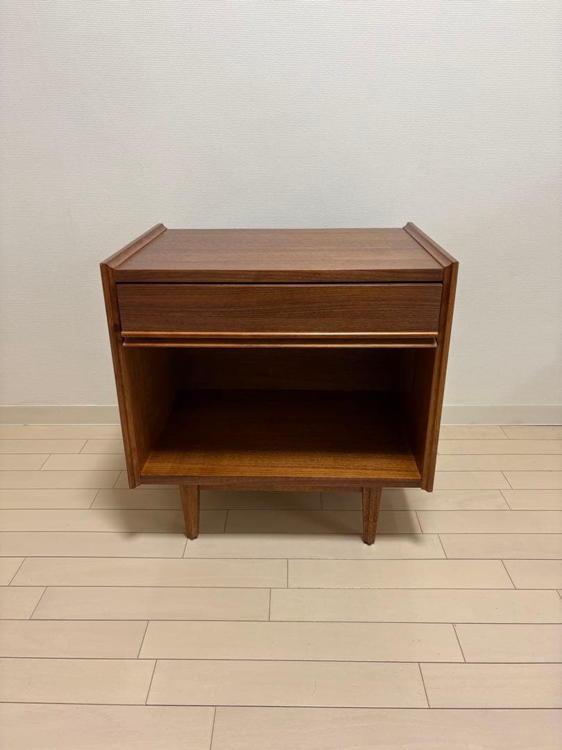 アクメファニチャー　トラッセル ナイトスタンド　引き出し付き