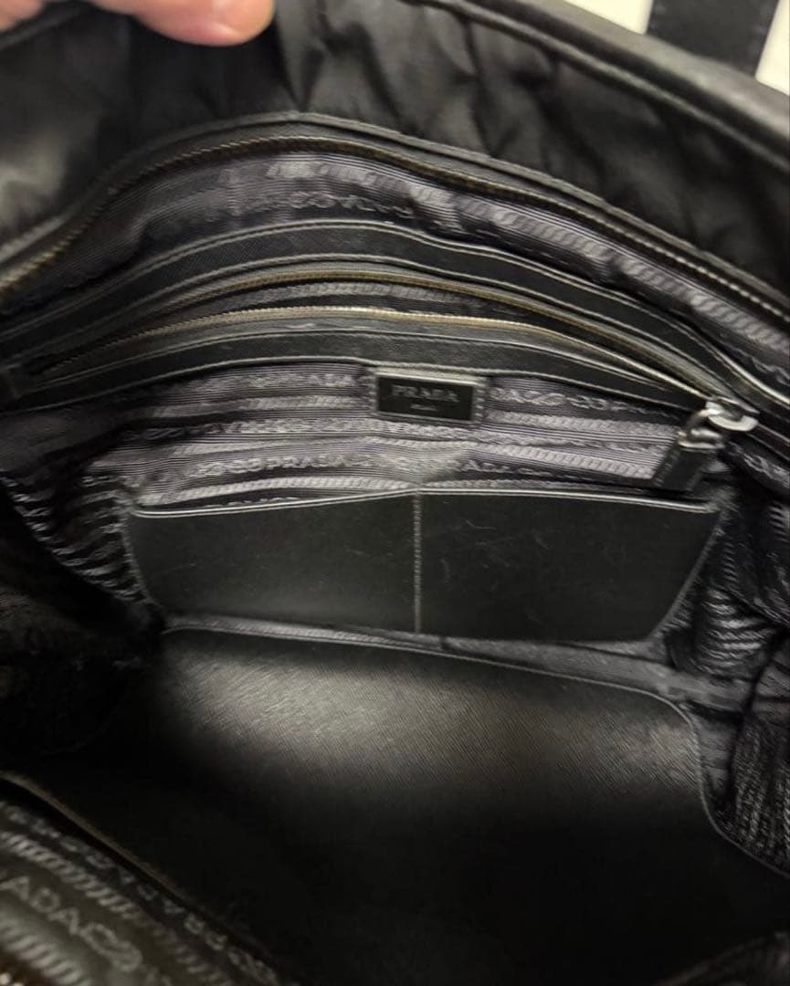 定価42万円　PRADA サフィアーノ　ビジネスバッグ