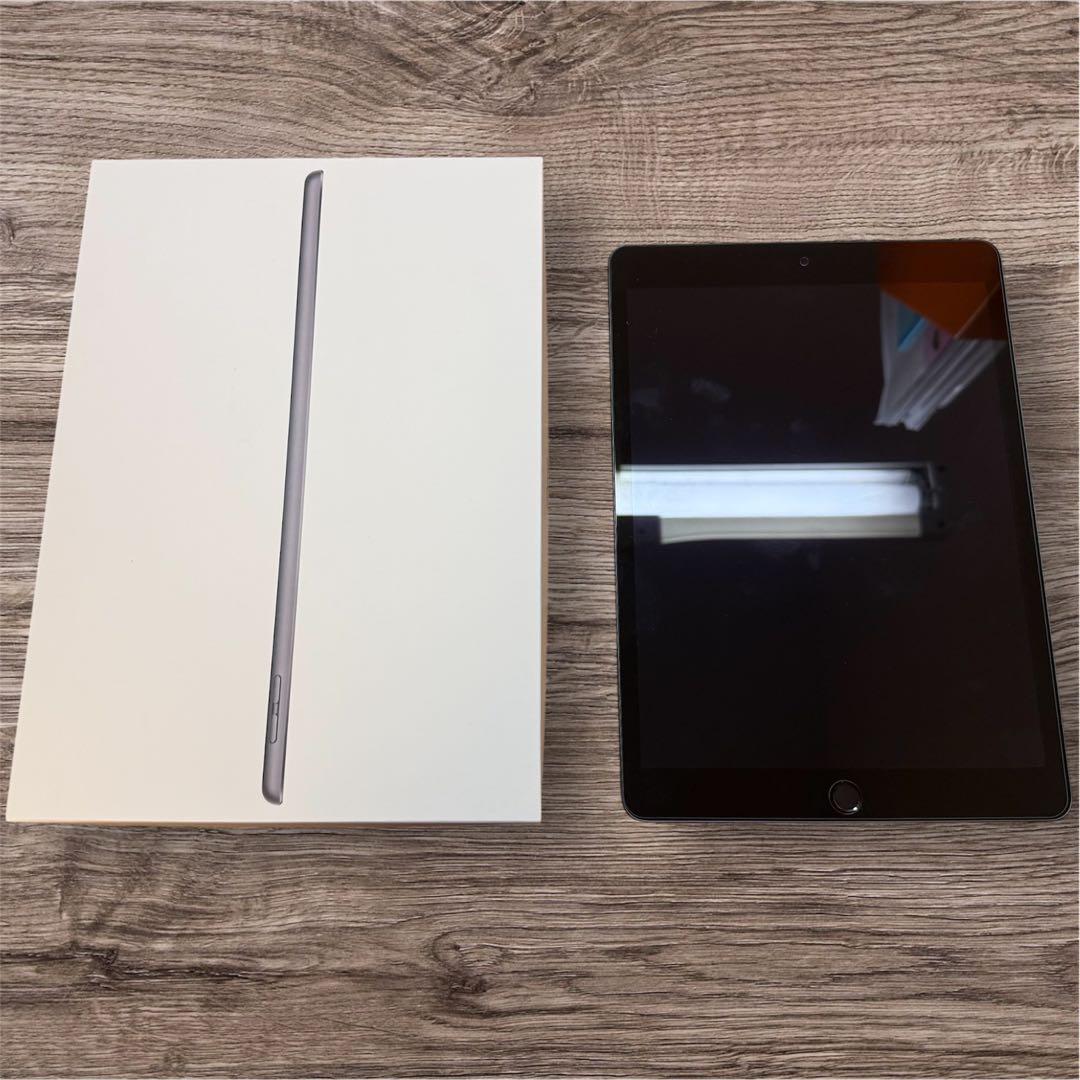【美品】iPad 第9世代 64GB Wi-Fiモデル スペースグレイ初期化済