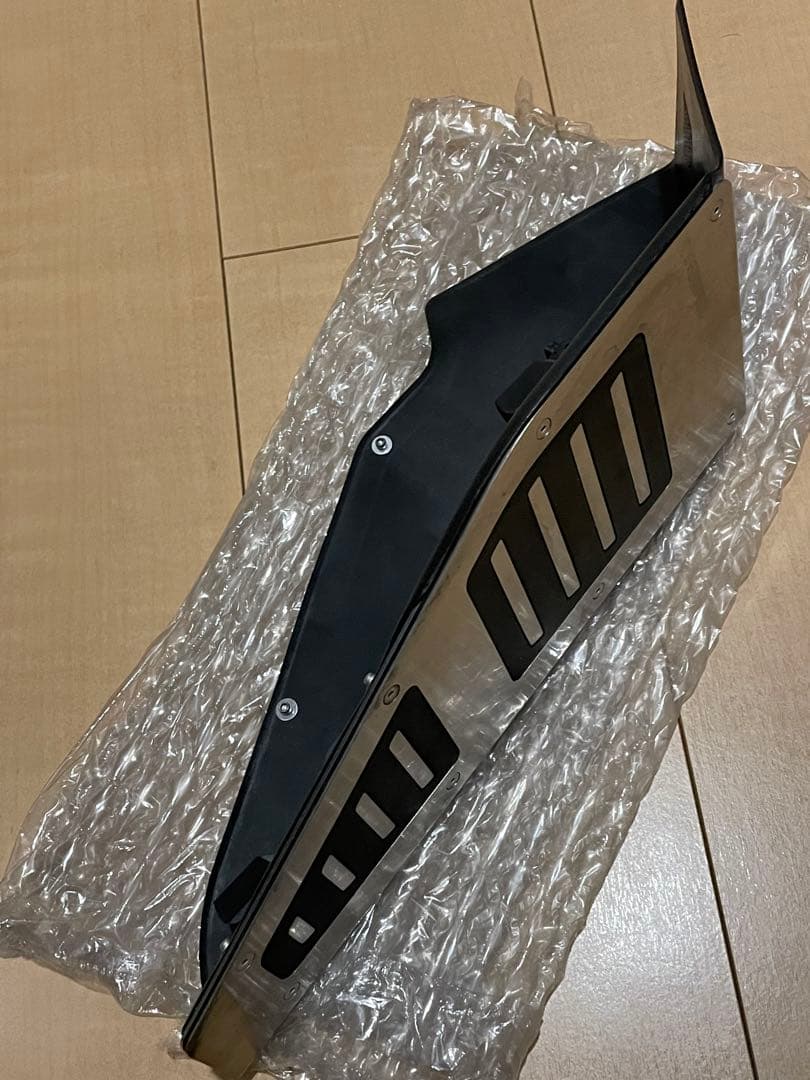 VW純正　ゴルフ7用　純正フットレスト（J5G VC1 A01）