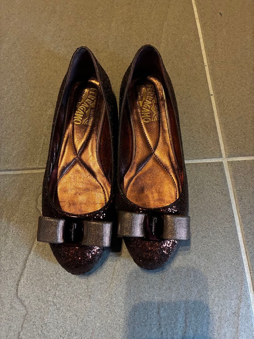 ferragamoのフラットシューズ