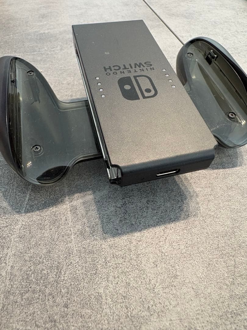 Nintendo switch ネオンブルー　ネオンレッド　本体