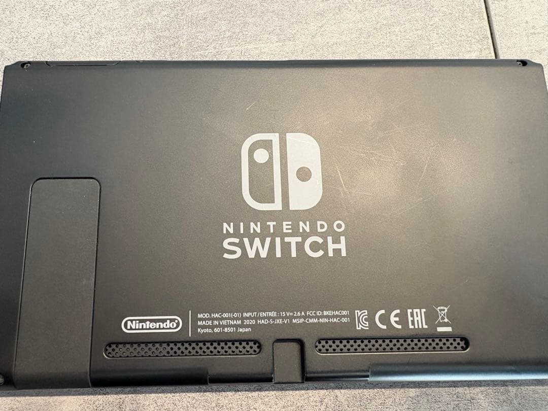 Nintendo switch ネオンブルー　ネオンレッド　本体