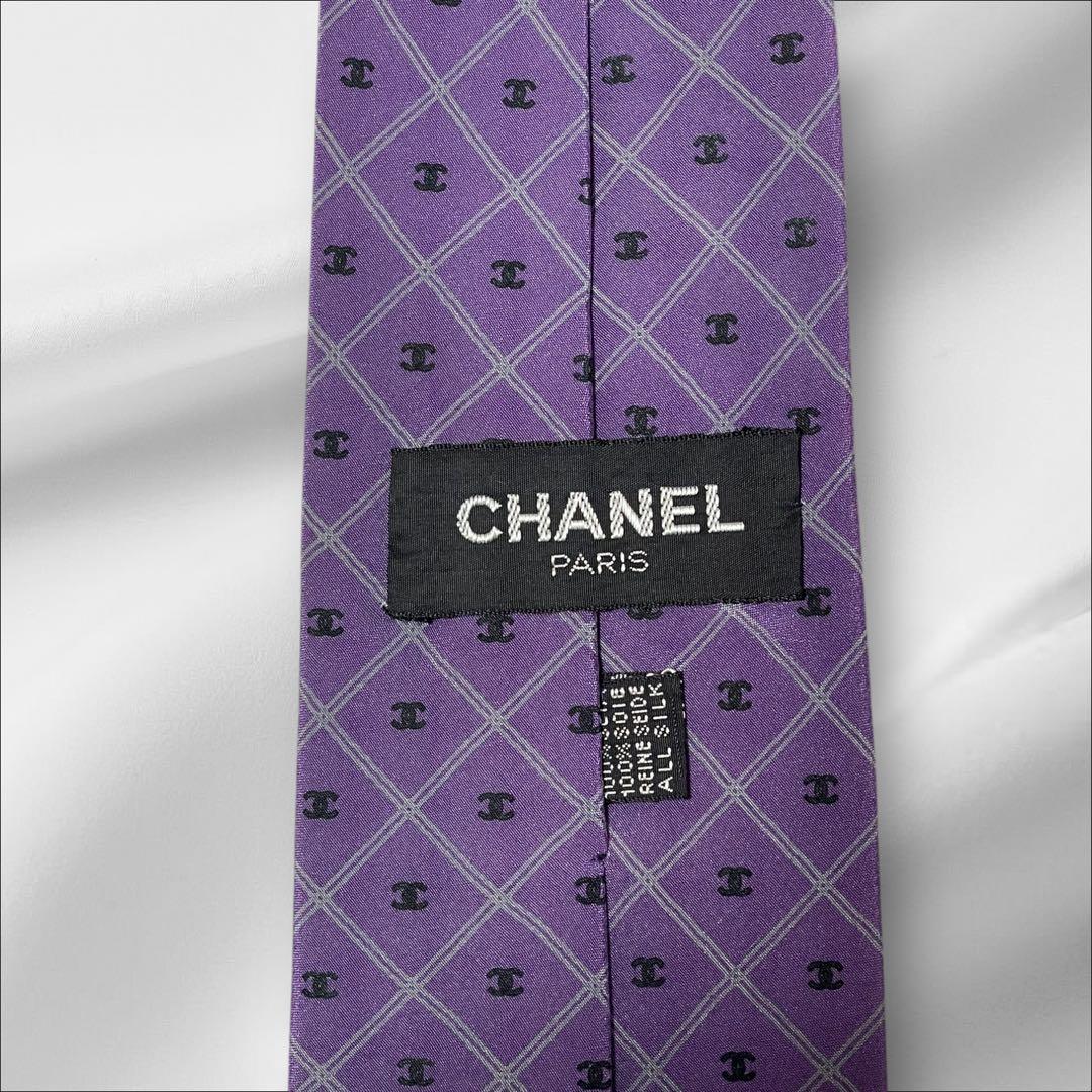 【超美品】シャネル チェック 総柄 ロゴ ココマーク パープル 紫 黒 ネクタイ