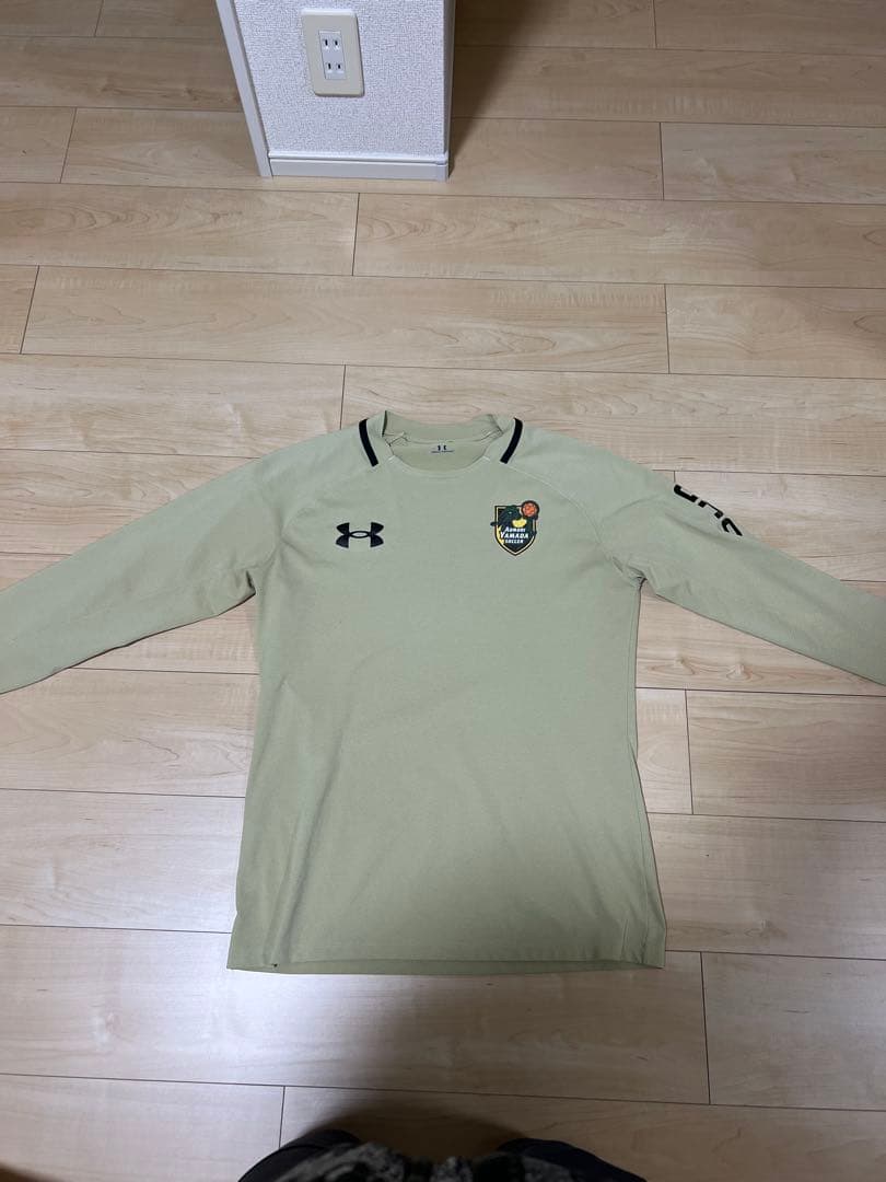 青森山田UNDER ARMOUR 長袖シャツ LG ライトグリーン