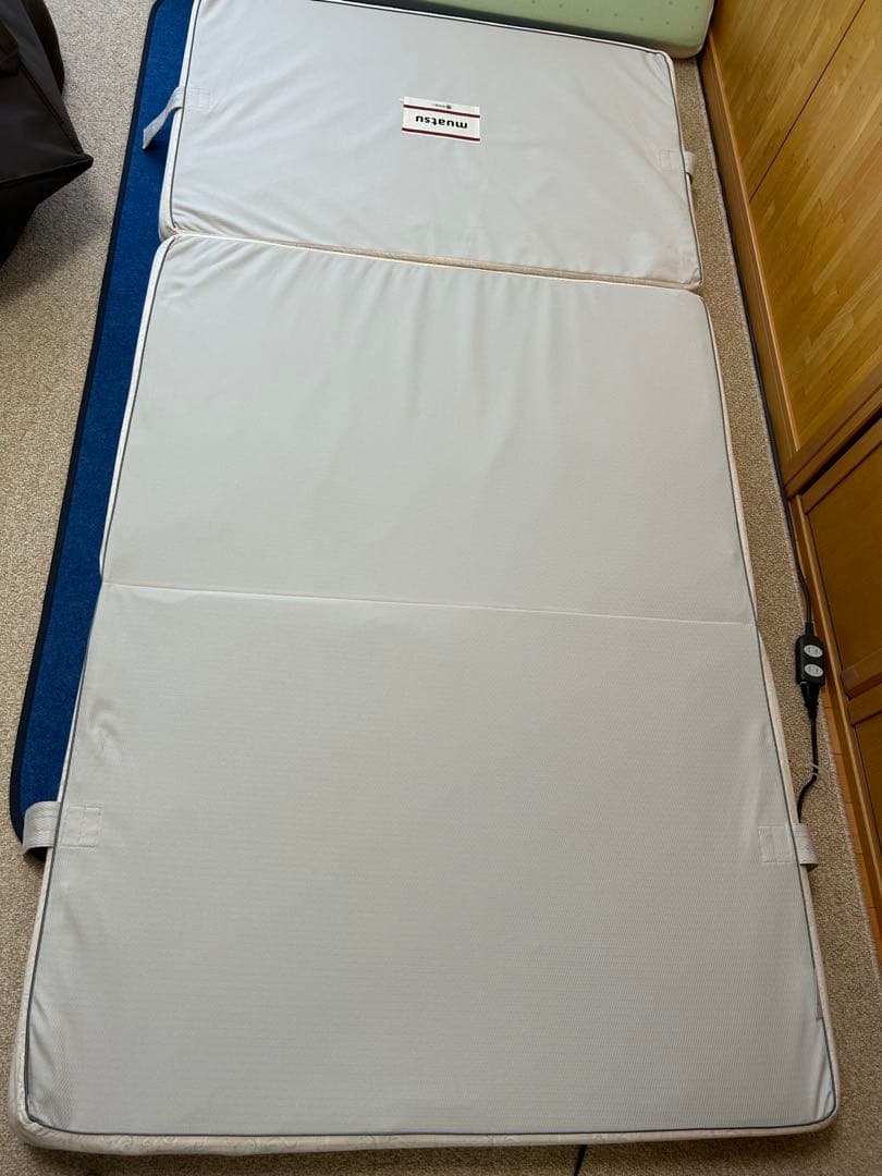 西川　ムアツ布団　三つ折りマットレス　シングル　2フォーム