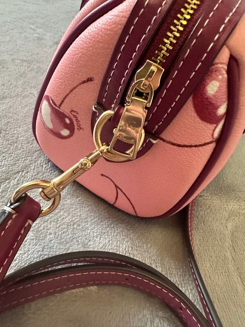 マーブル☆COACH コーチ チェリー クロスボディバッグ