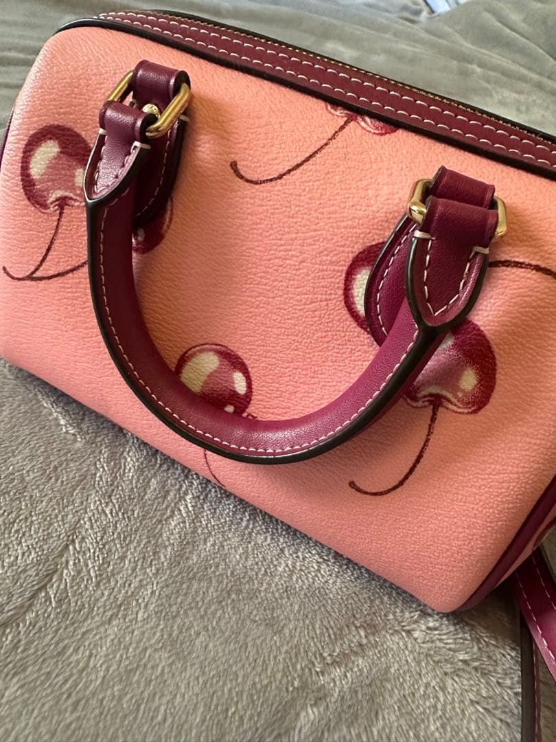 マーブル☆COACH コーチ チェリー クロスボディバッグ