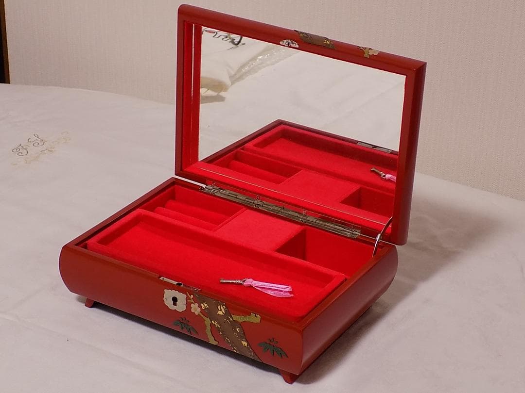 琉球漆器　オルゴール付き宝石箱　新品未使用　安里屋ユンタ