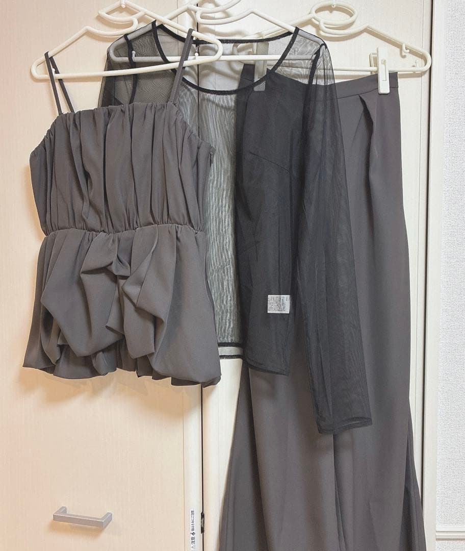 yu様　Kana オケージョン　パンツドレス 結婚式　オールインワン　お呼ばれ